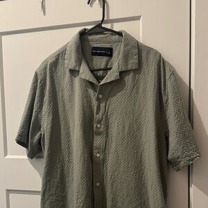 Abercrombie & Fitch Olive Casual Button Down Shirt